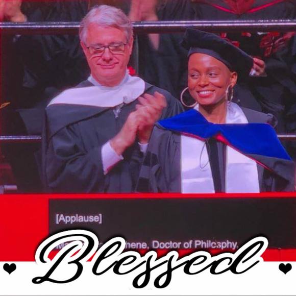 Meet your Posher, Maki - Picture 1 of 1